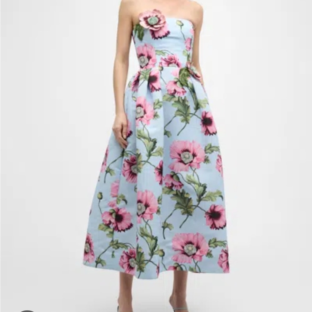Oscar de la Renta Embroidered Poppy Floral Faille Strapless Dress